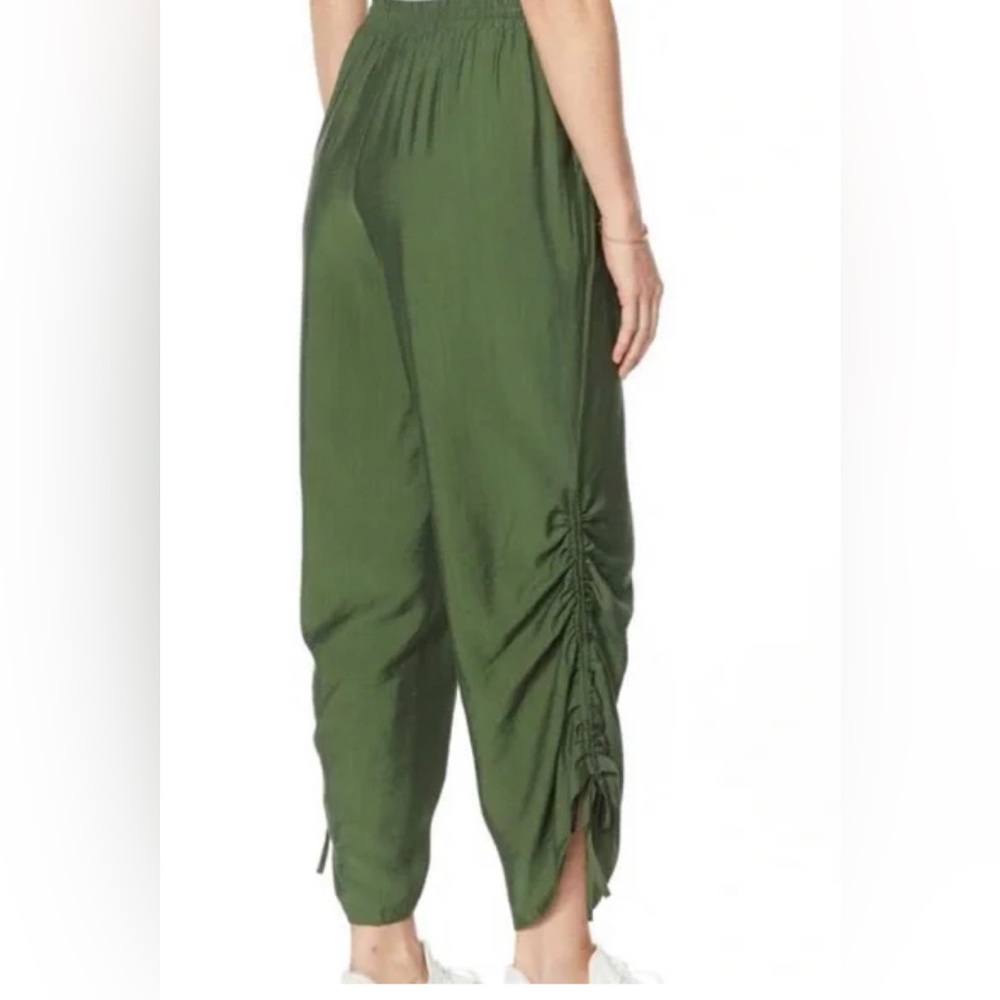 Flash Sale🎉Brittany Humble-Olive Convertible Pants